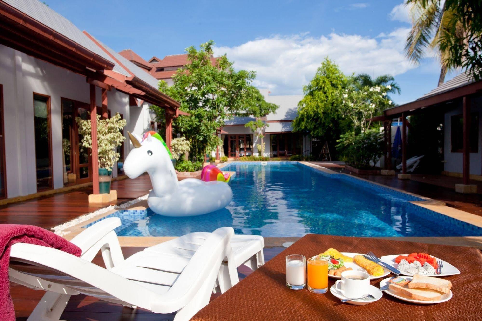 Ardea Resort Pool Villa Amphawa Esterno foto